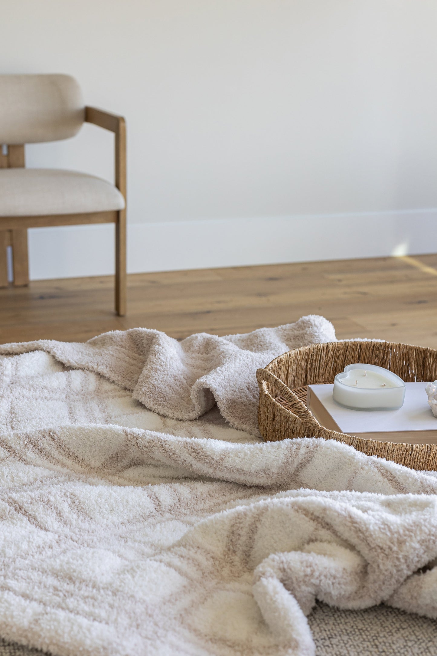 Blushing Beige & White Plaid Print Extended Throw