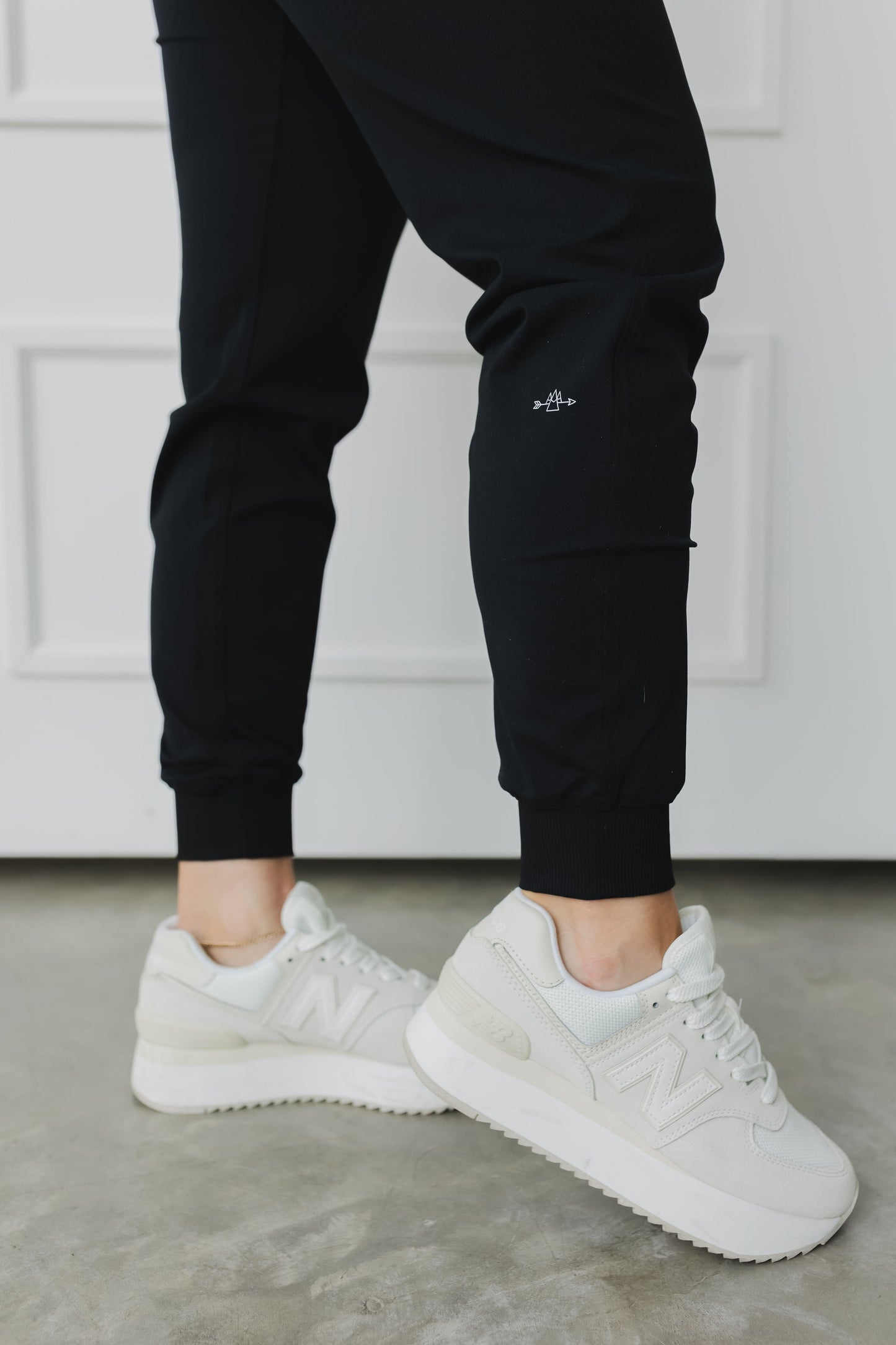 Downtown Jogger Cuffed Ankle