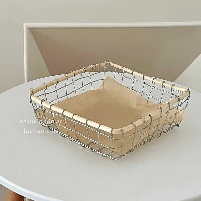 Woven Iron Art Storage Basket Hollow out Fruit Sna Bread Desktop Organizer Basket Casual Chic Metal Storage Caddy
