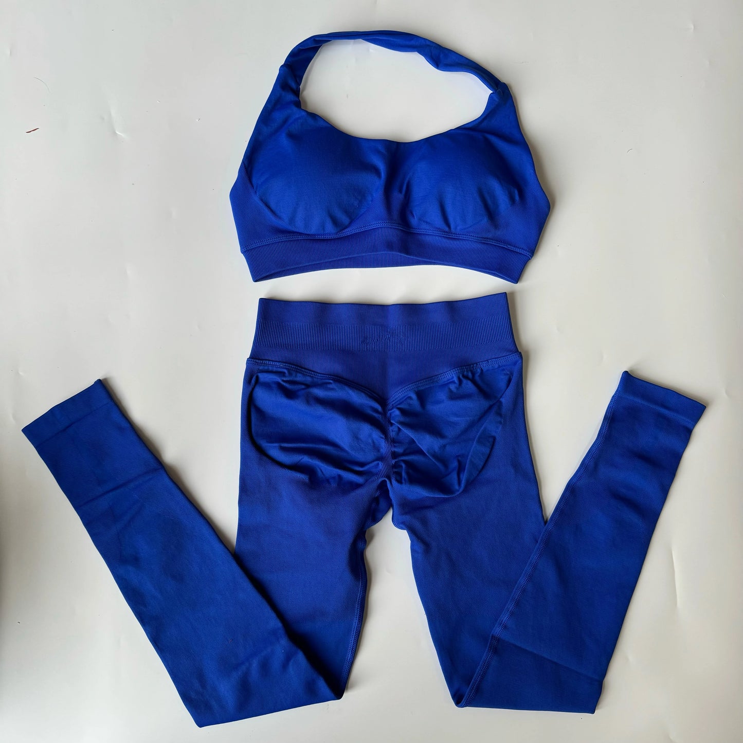 Ladies seamless yoga suit; two-piece fitness leggings; hip-lifting yoga pants set; gym sport suit; backless sports bra with